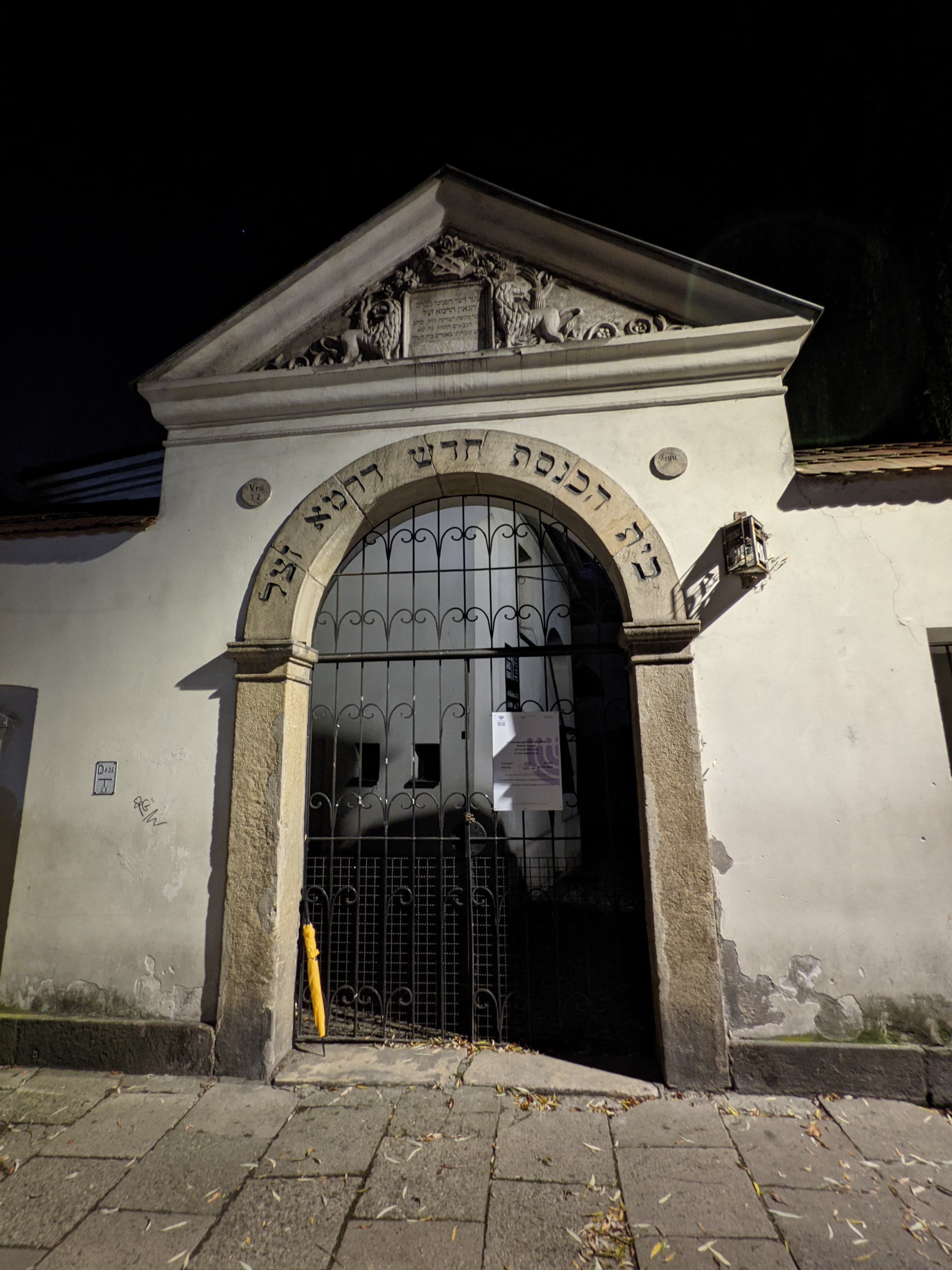 Synagoga i cmentarz Remu